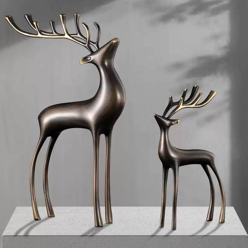 Basergy Bronze Deer Desktop Ornament for Office and Home Decor